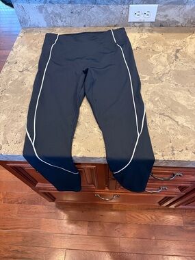 Fabletics Leggings with White Piping